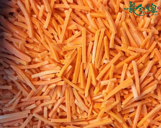 Frozen carrot strip